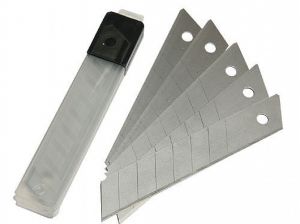 Лезвия для ножей 18 мм (в касете 10шт)